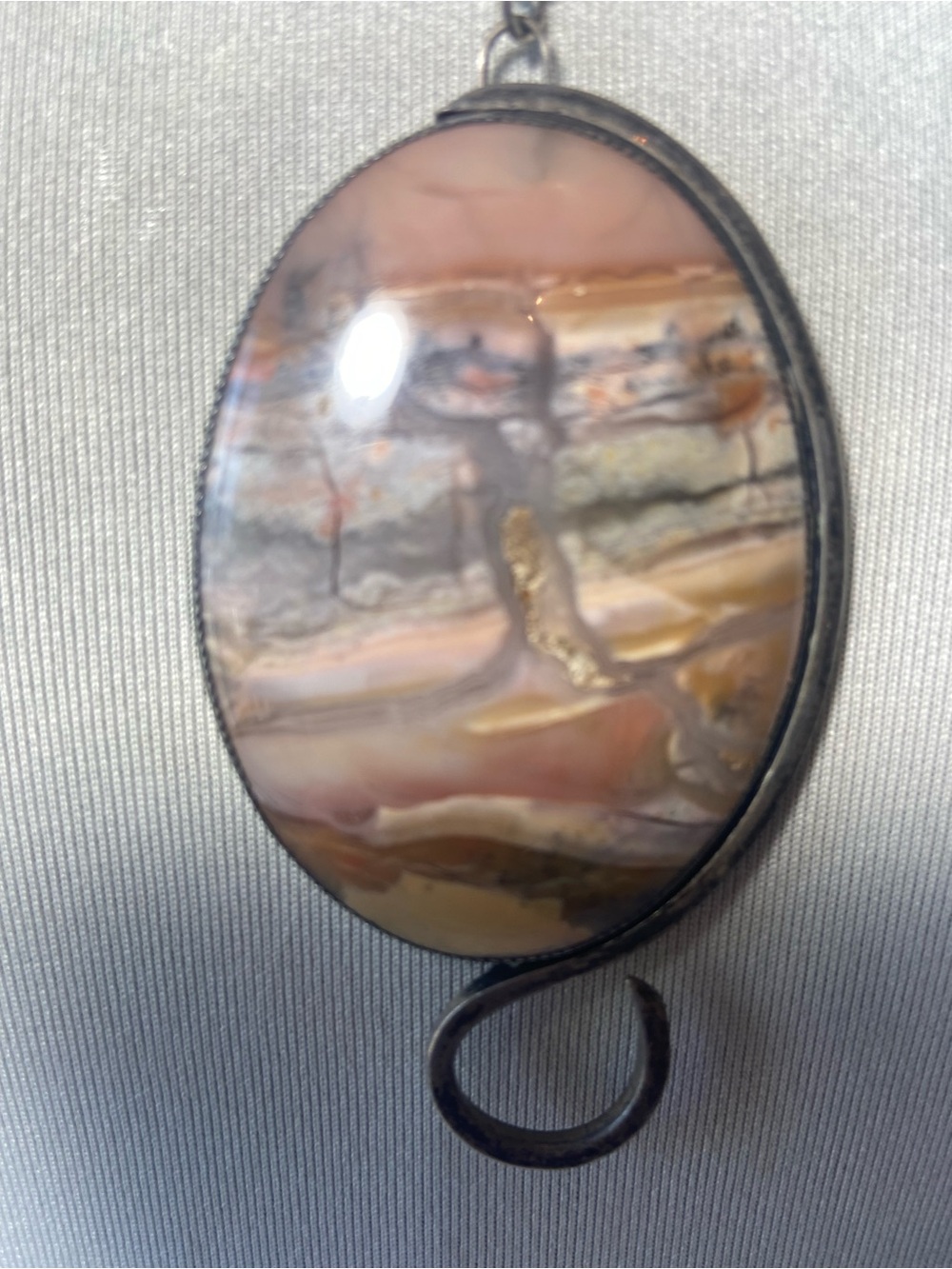 Vintage Pink and Tan Agate Pendant Accent